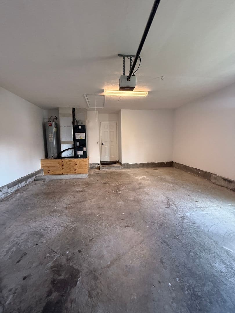 Gainesville House: 11348 NW 31st Lane