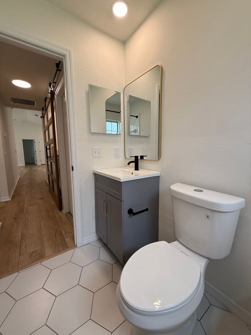 Gainesville House: 11348 NW 31st Lane