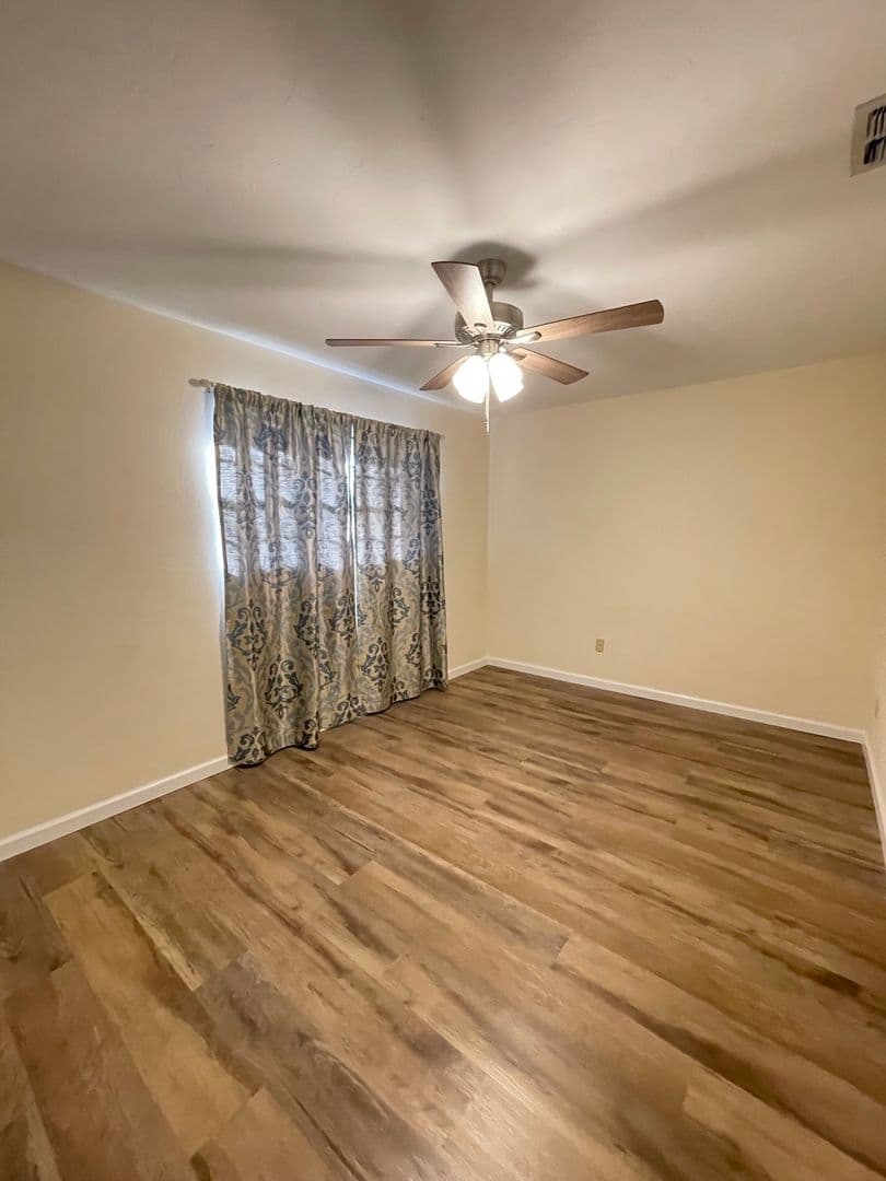 Gainesville Apartment: 914 SW 59th Terrace