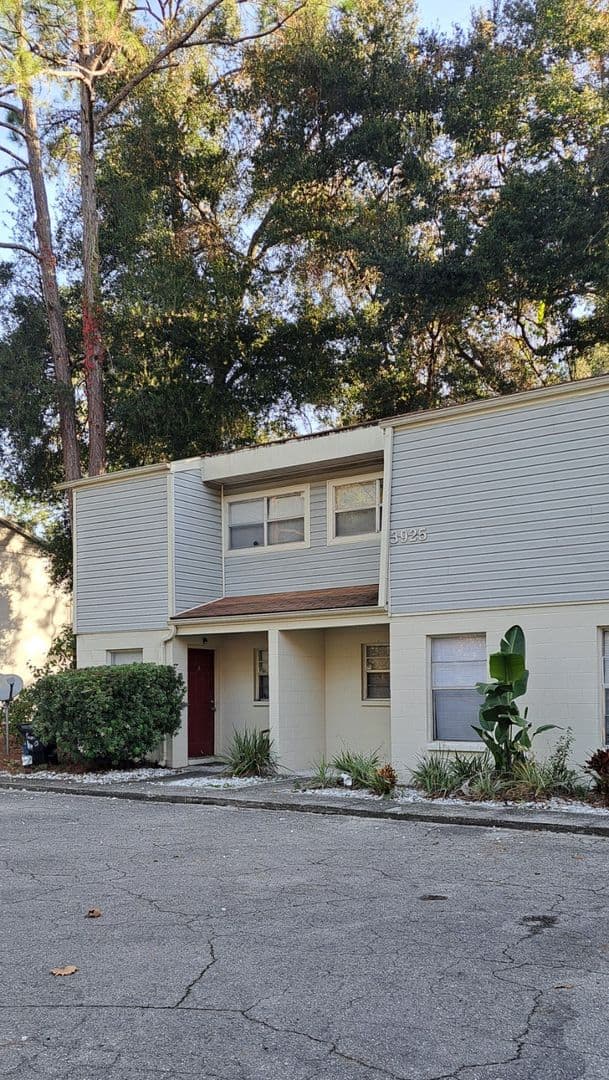 Gainesville Apartment: 3925 SW 26th Terrace