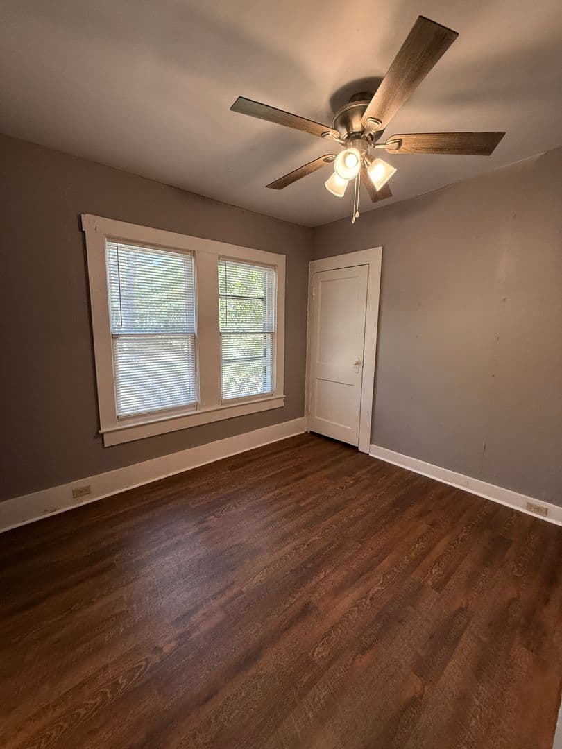 Gainesville House: 921 NW 30th Avenue