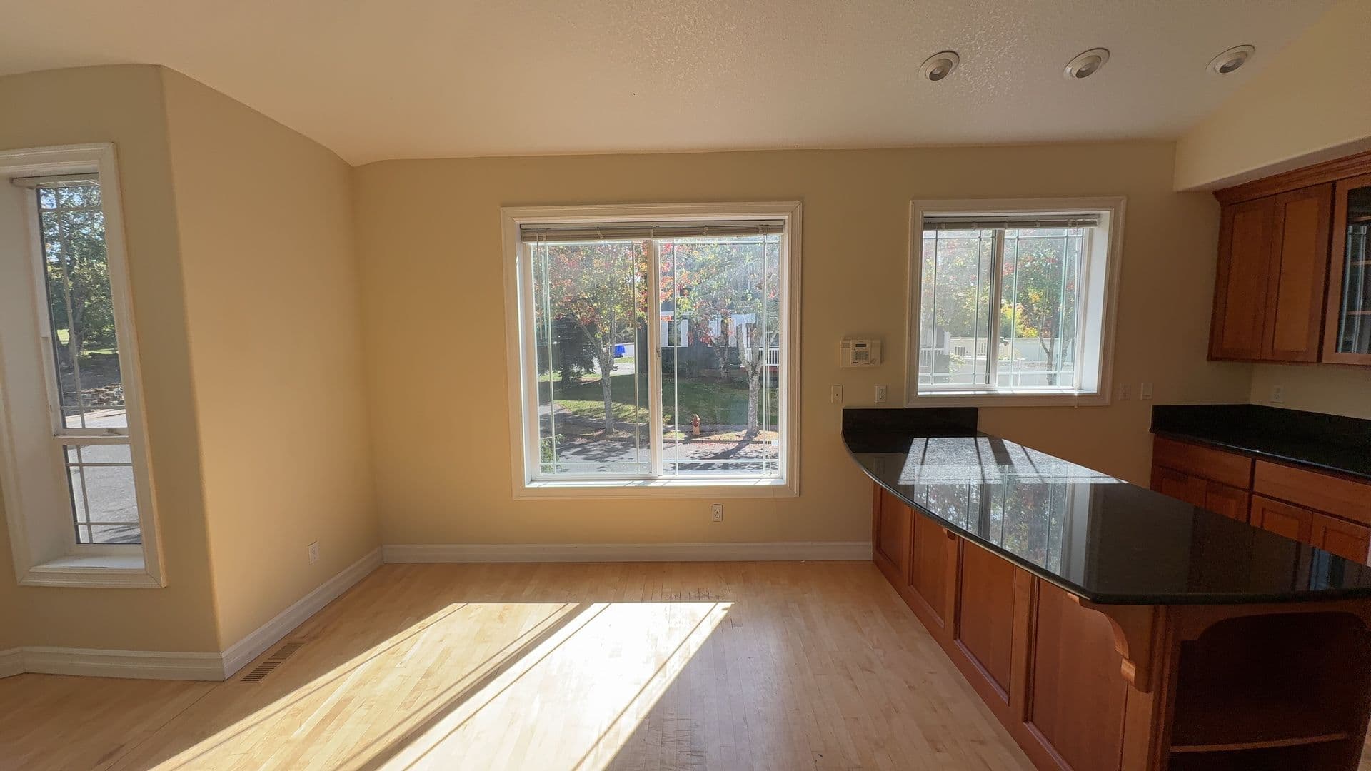 Portland House: 8055 SE 141st Ave