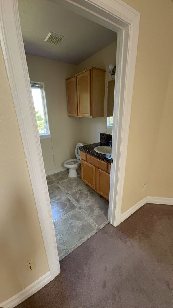Portland House: 8055 SE 141st Ave