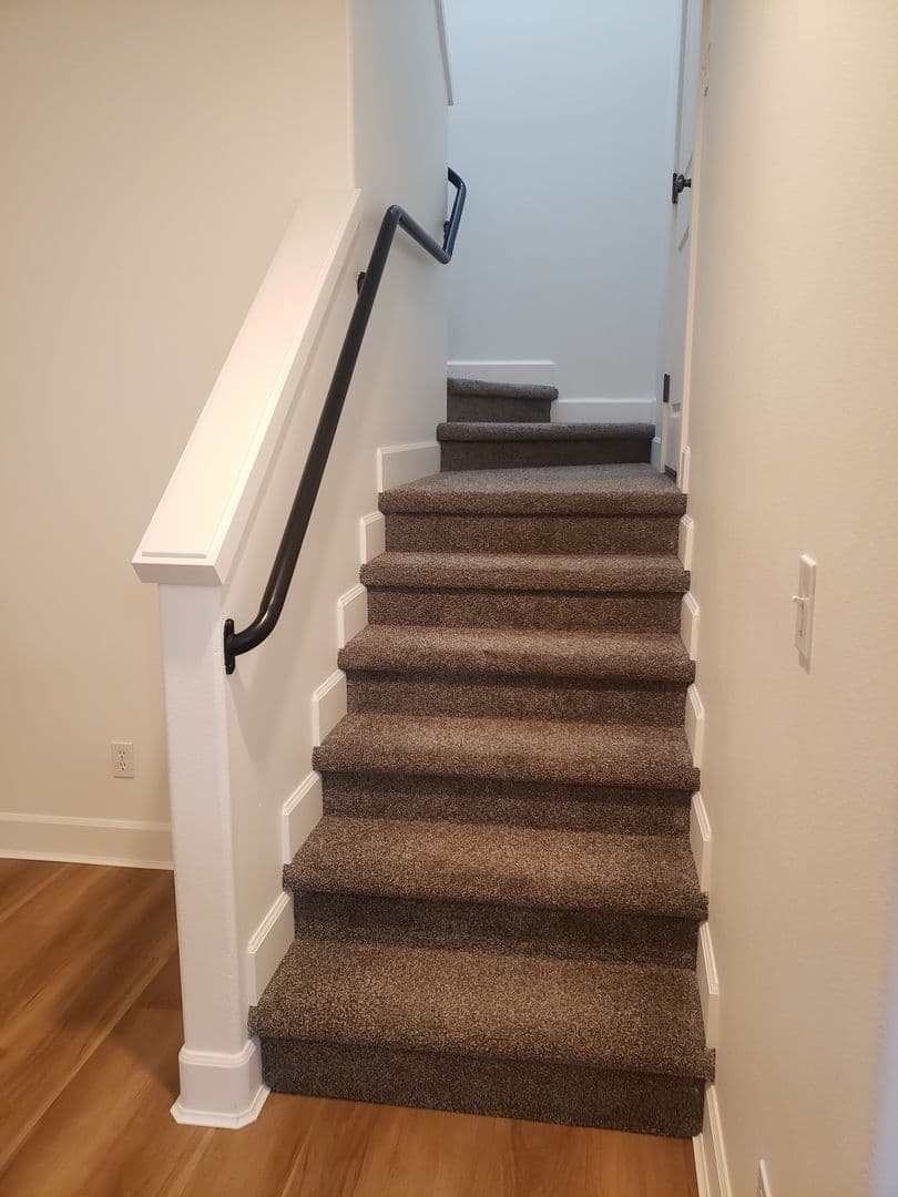 Lake Oswego Townhome: 12844 Boones Ferry Rd