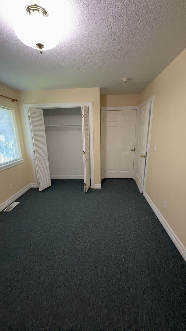 Portland House: 8055 SE 141st Ave