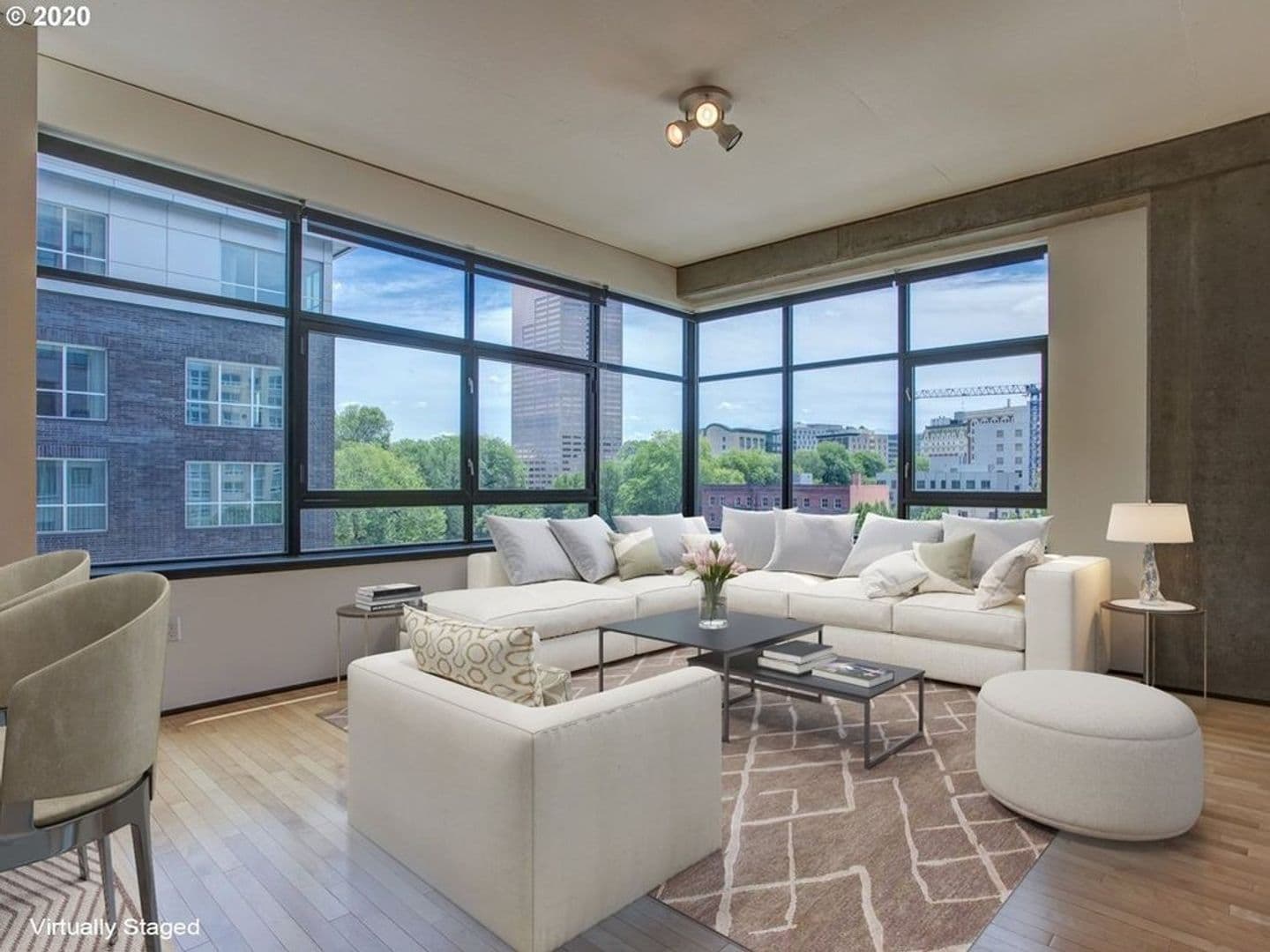 Portland Condo: 333 NW 9th Ave #607