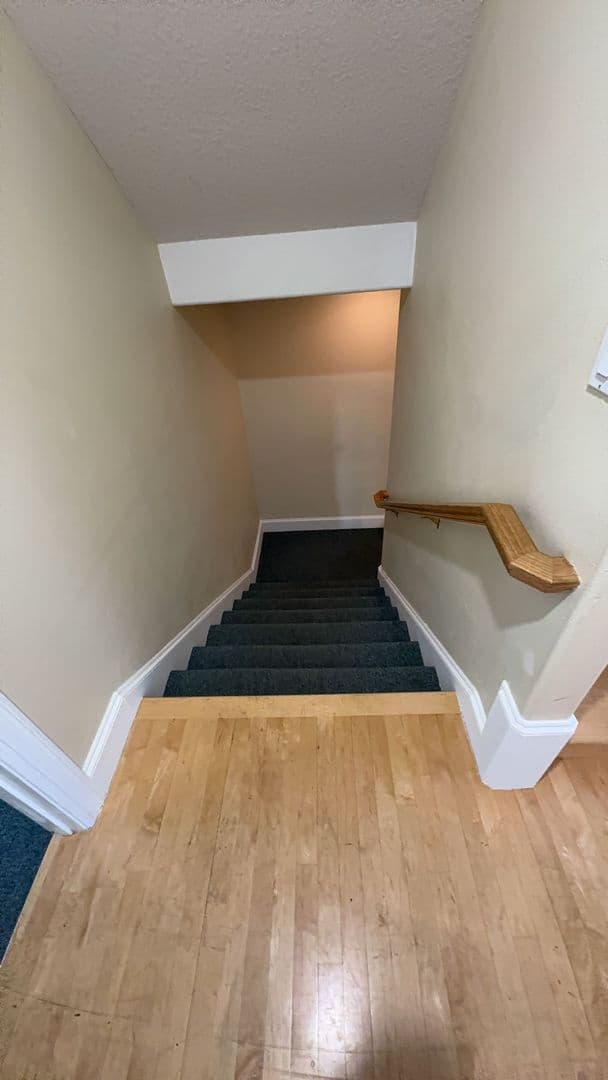 Portland House: 8055 SE 141st Ave