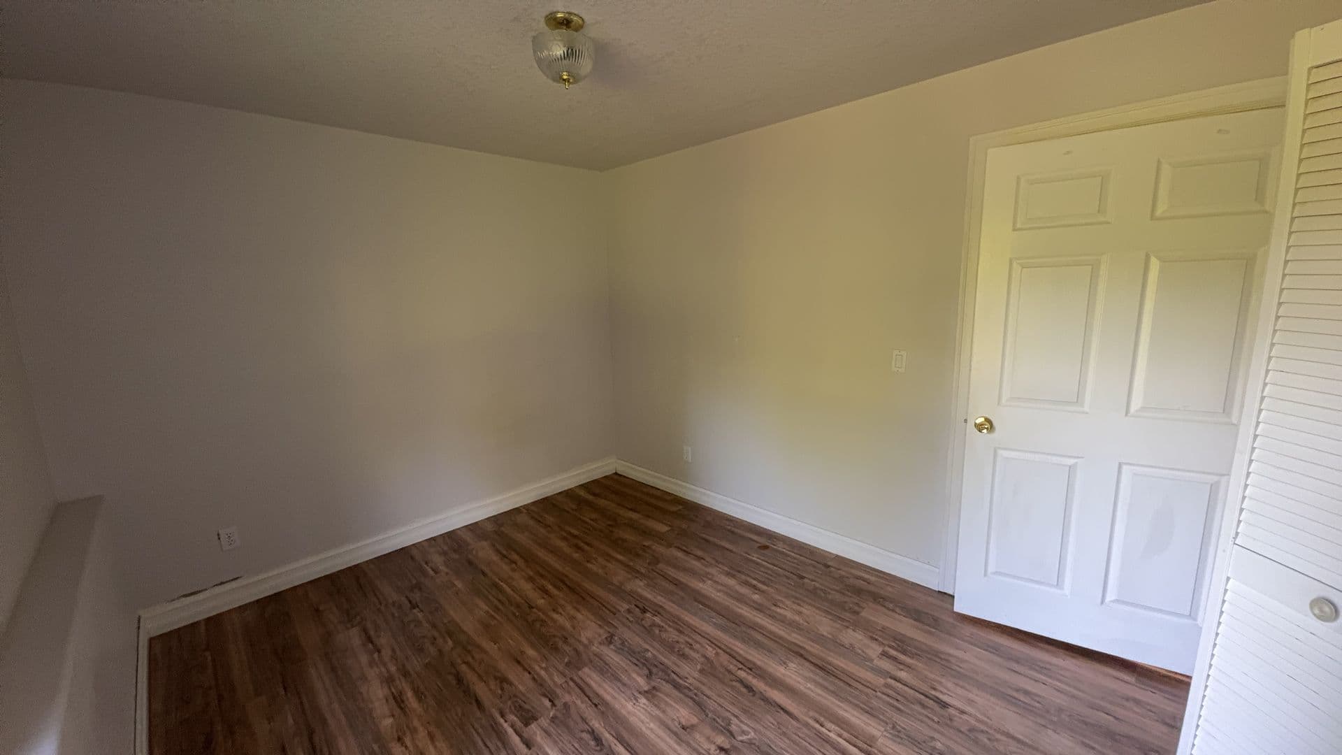 Portland House: 8055 SE 141st Ave