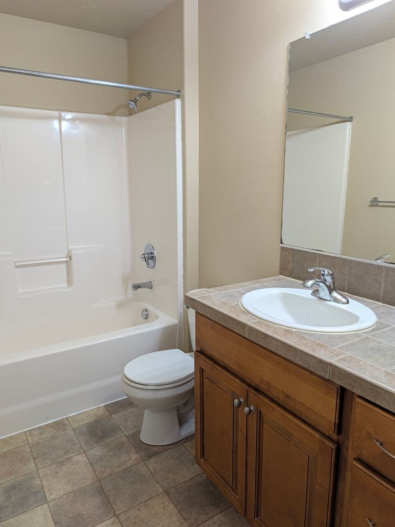 Beaverton House: 3044 SW Lanterna Pl