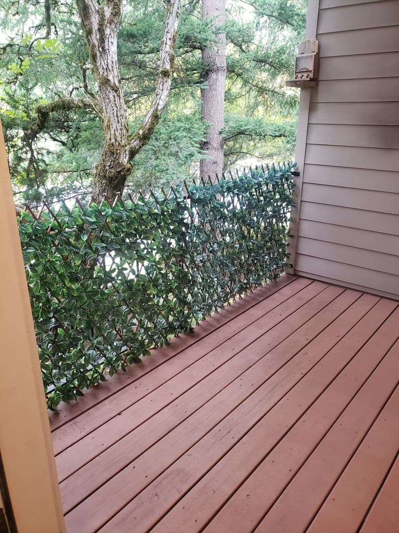 Lake Oswego Townhome: 12844 Boones Ferry Rd