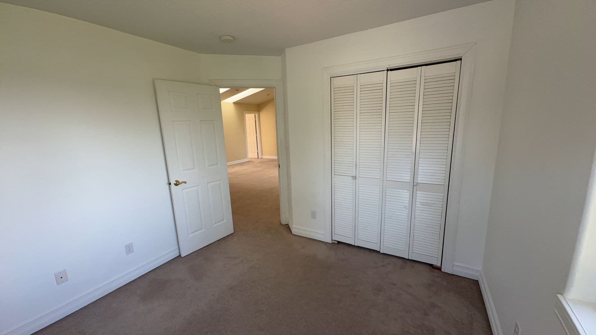 Portland House: 8055 SE 141st Ave