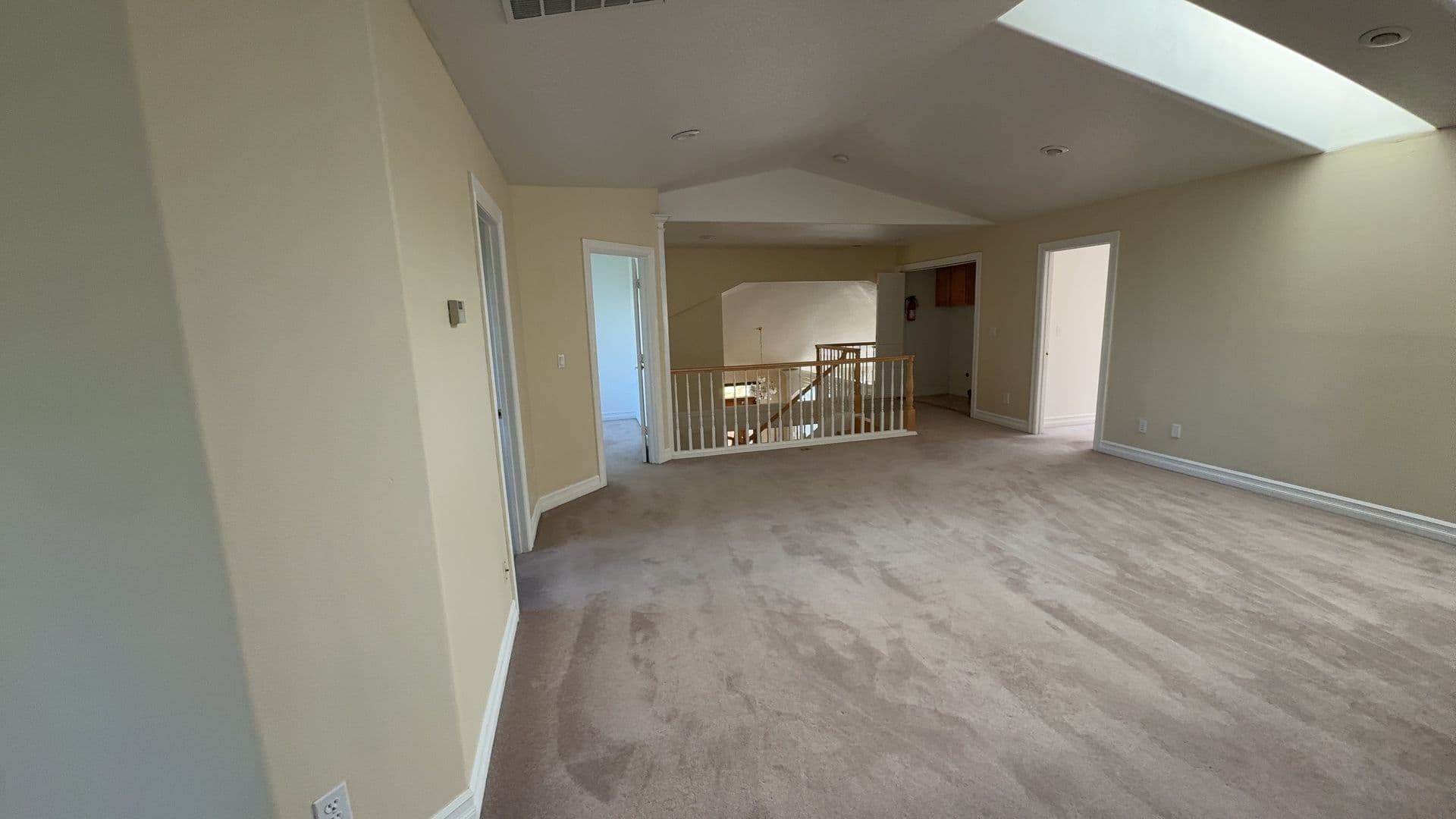 Portland House: 8055 SE 141st Ave