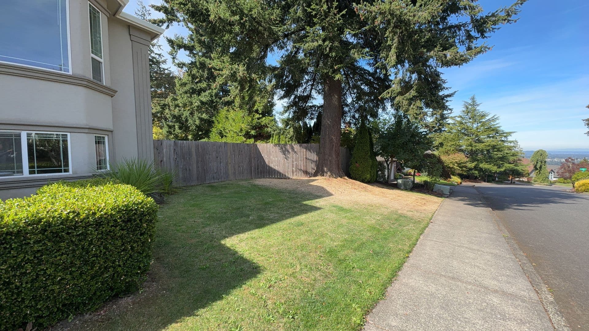 Portland House: 8055 SE 141st Ave