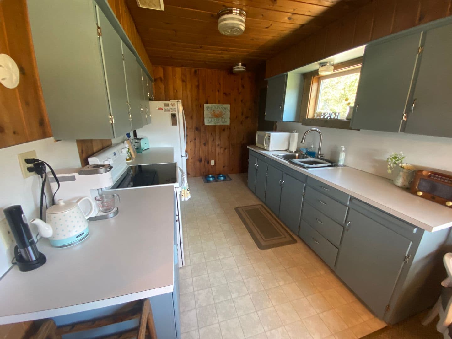 Long Beach House: 1509 178th Place