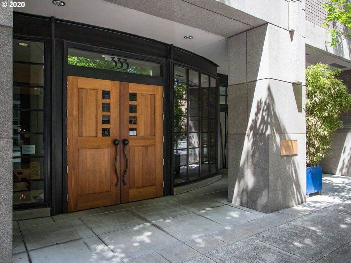Portland Condo: 333 NW 9th Ave #607