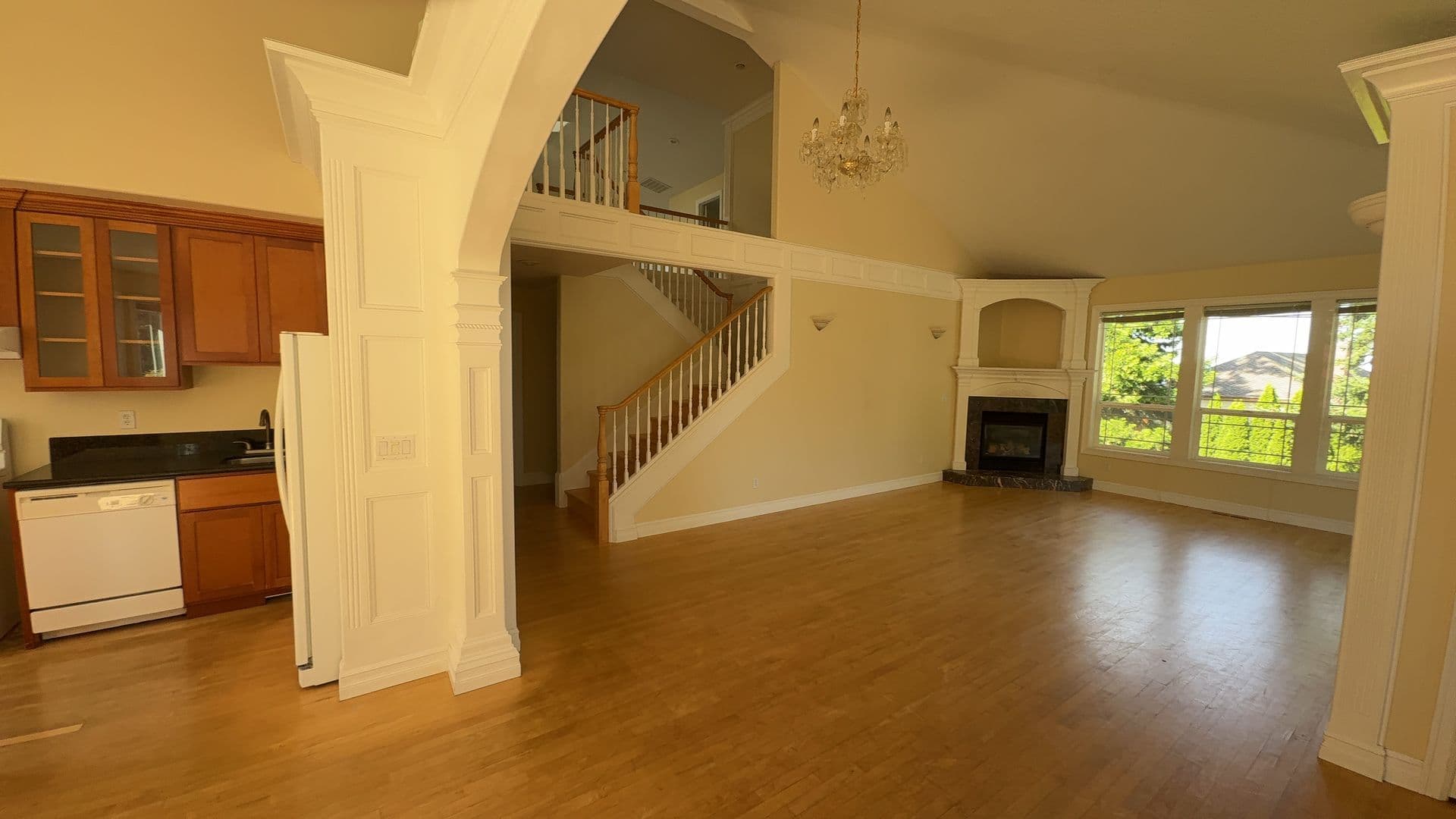 Portland House: 8055 SE 141st Ave