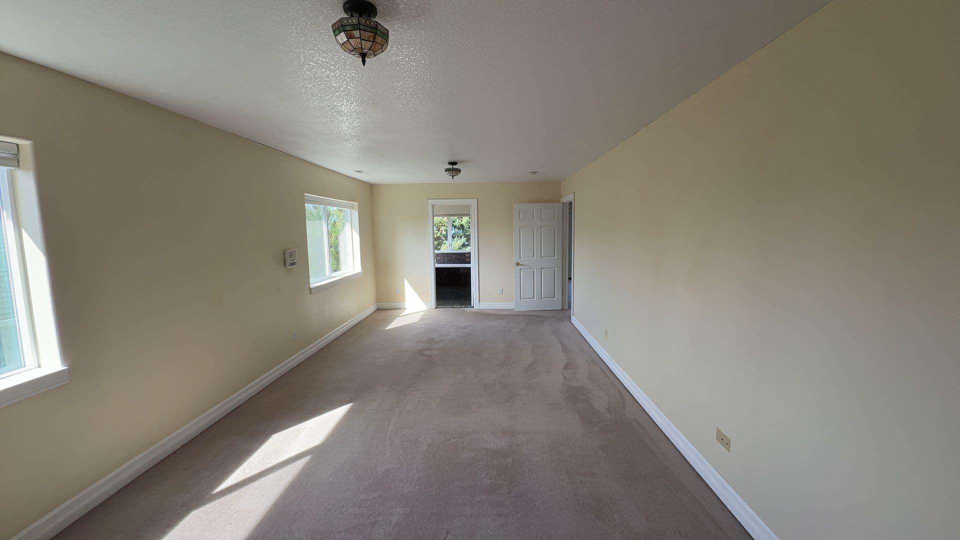 Portland House: 8055 SE 141st Ave