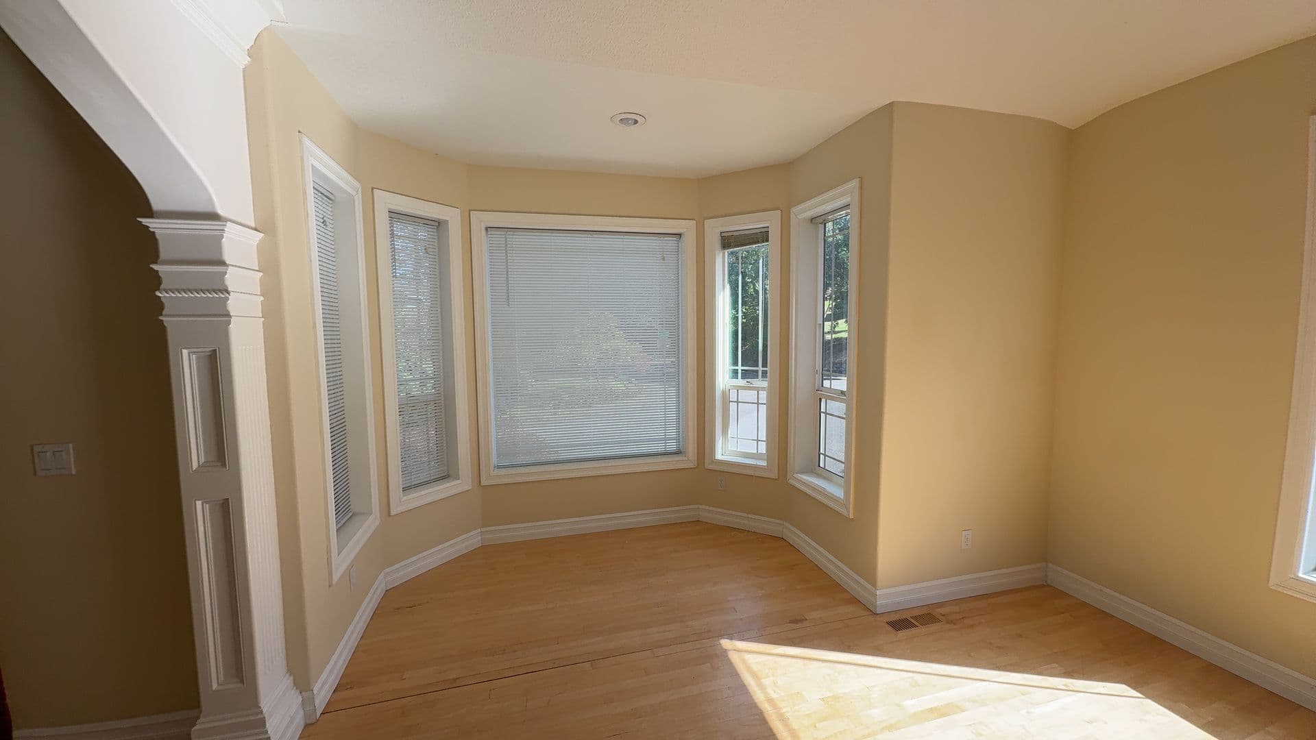 Portland House: 8055 SE 141st Ave