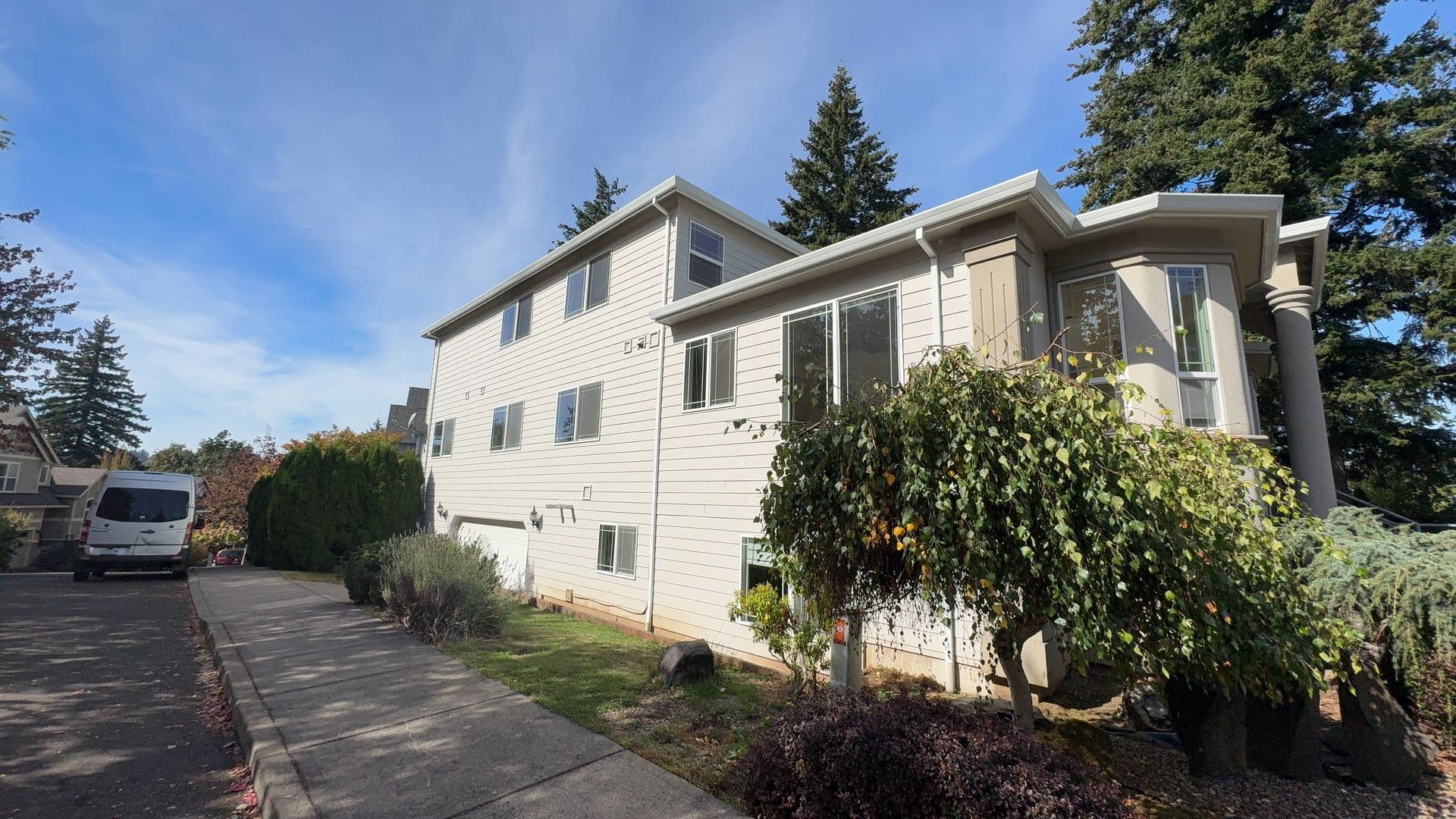 Portland House: 8055 SE 141st Ave