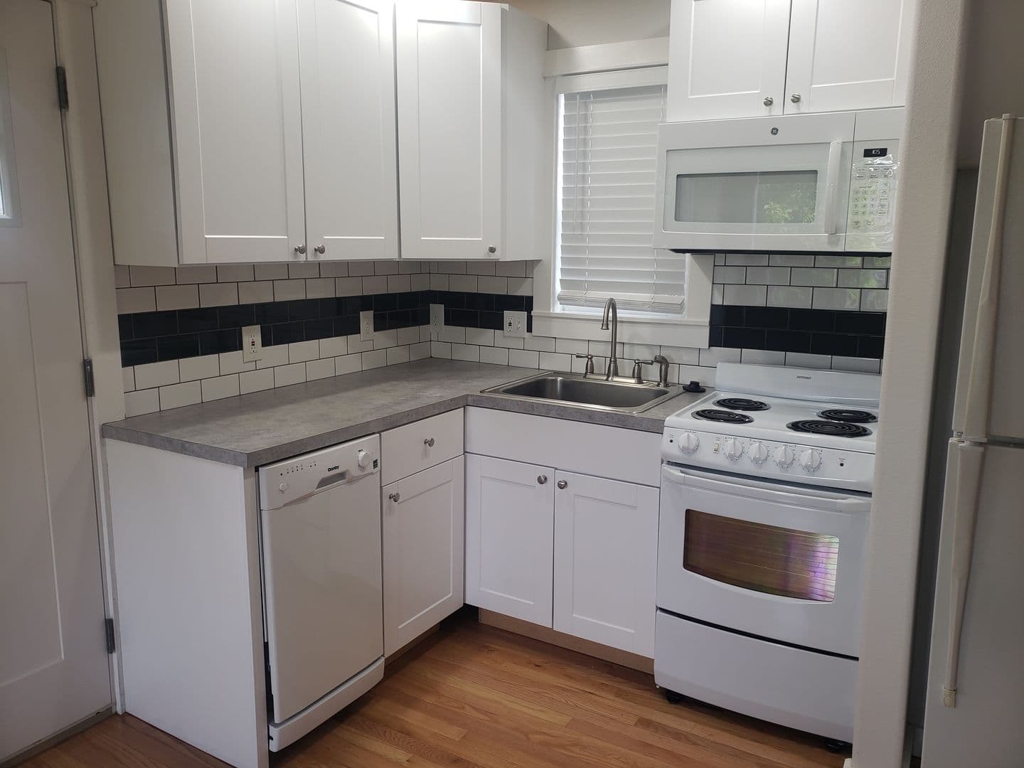 Forest Grove Condo: 1619 21st Ave