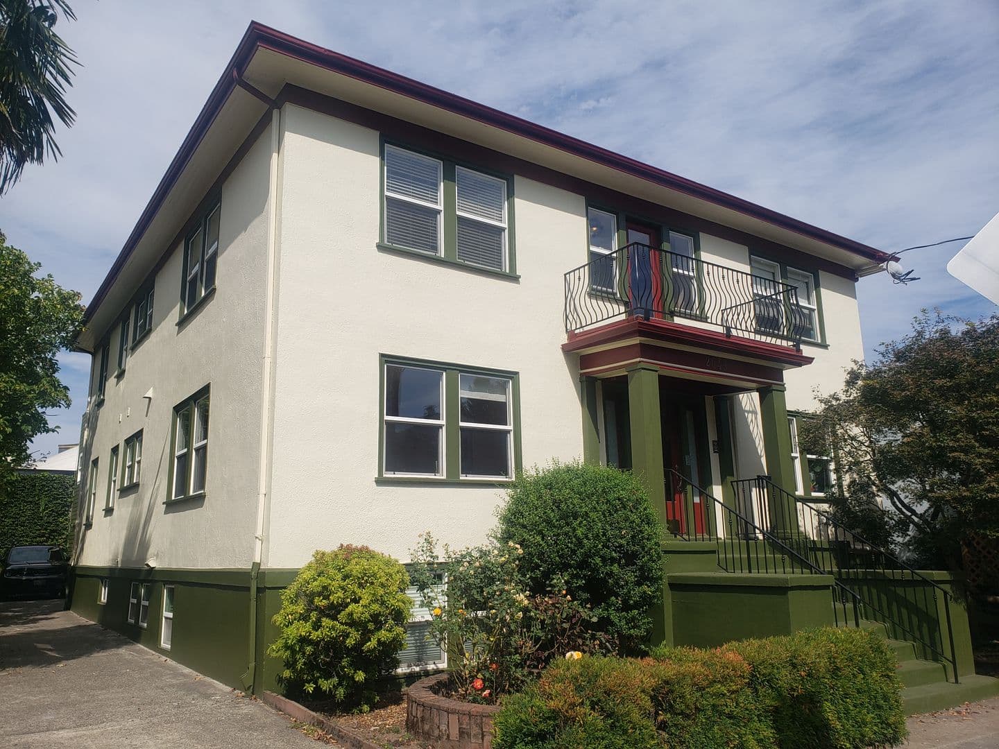Portland Condo: 2049 NW Overton Street