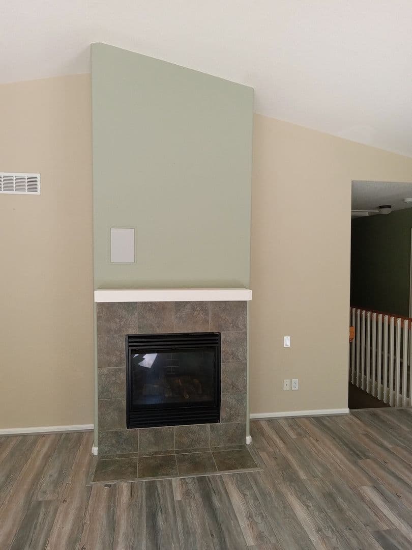 Erie House: 1596 Meachum Way