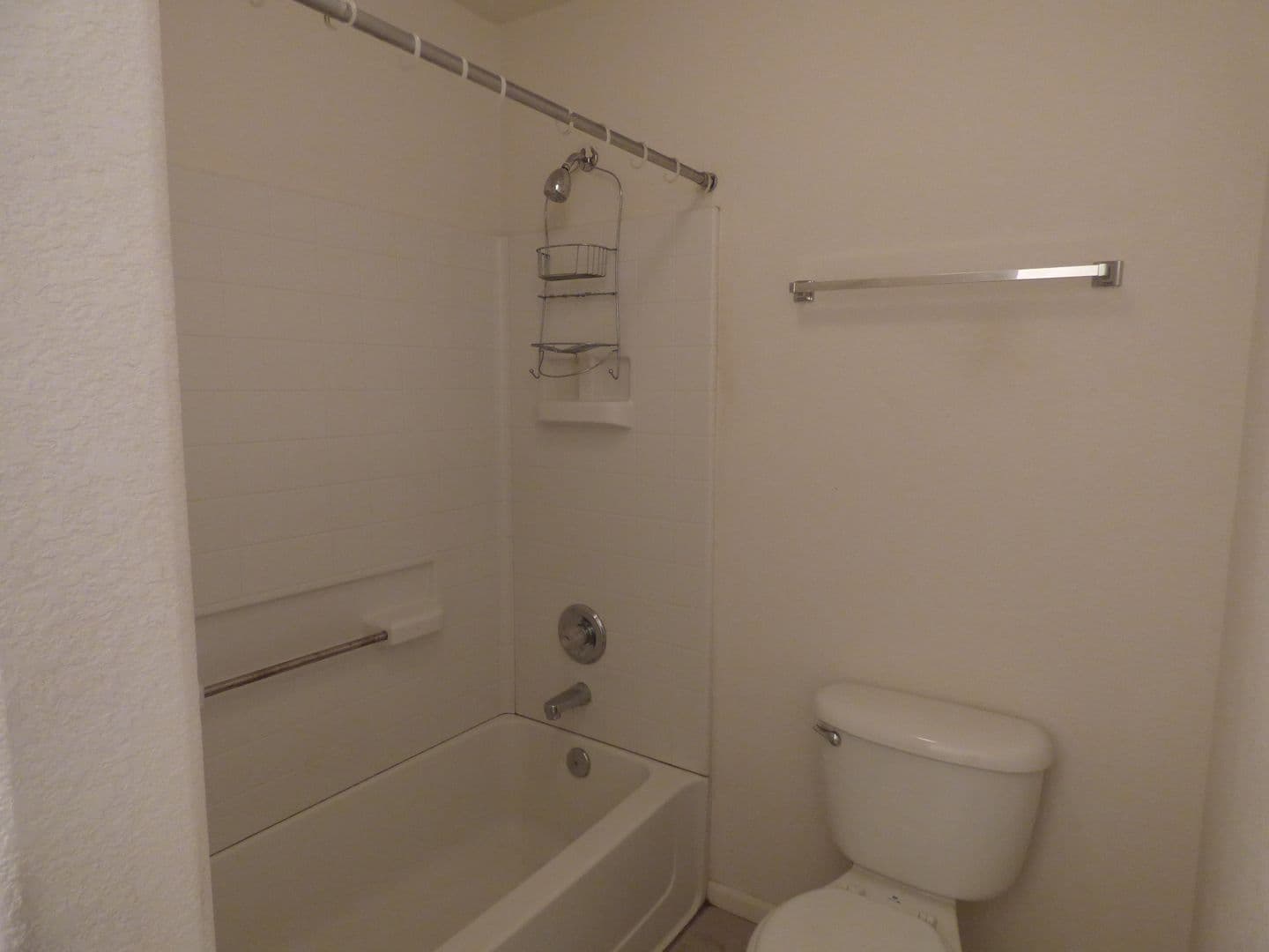Erie House: 1596 Meachum Way