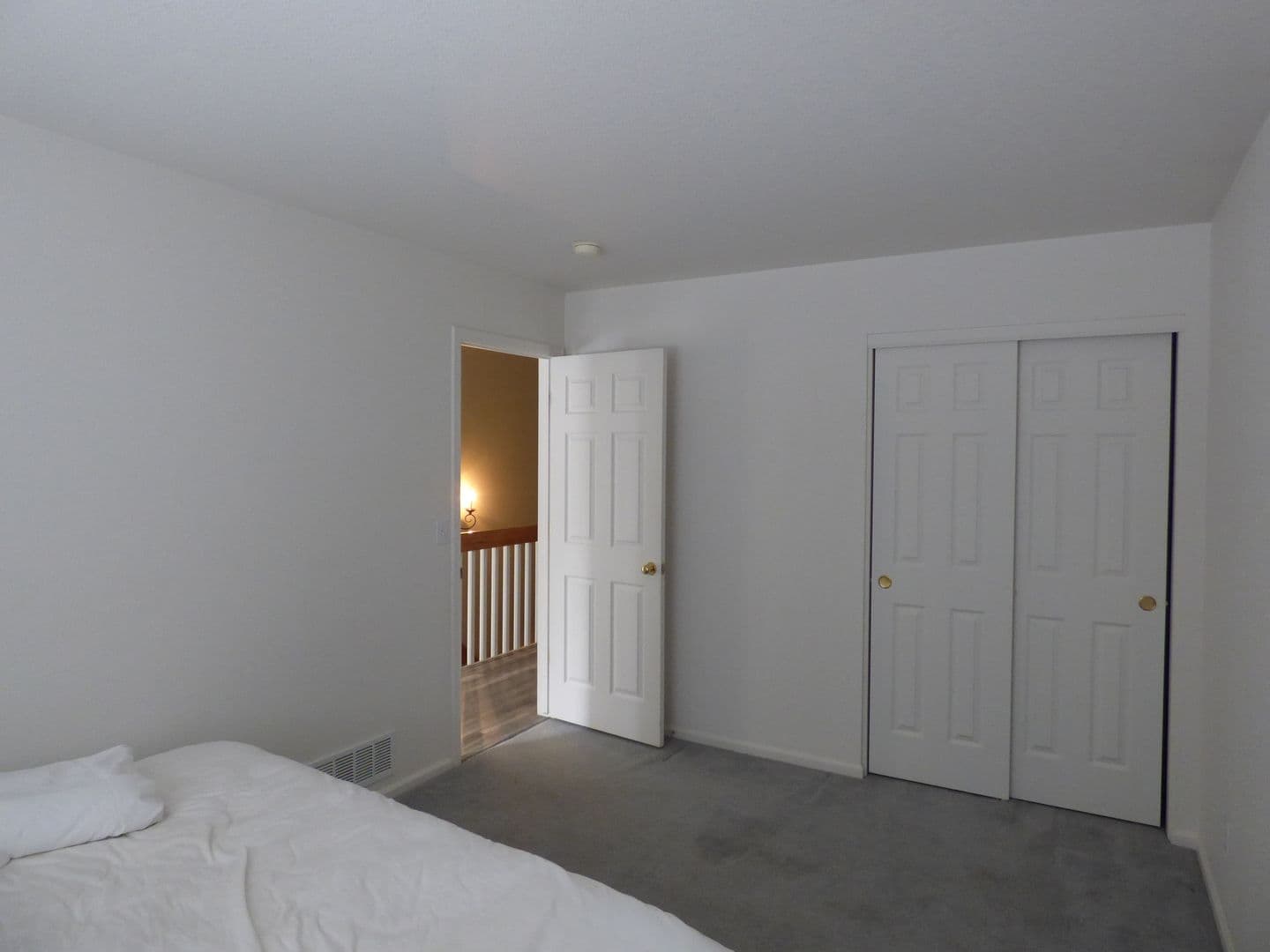 Erie House: 1596 Meachum Way