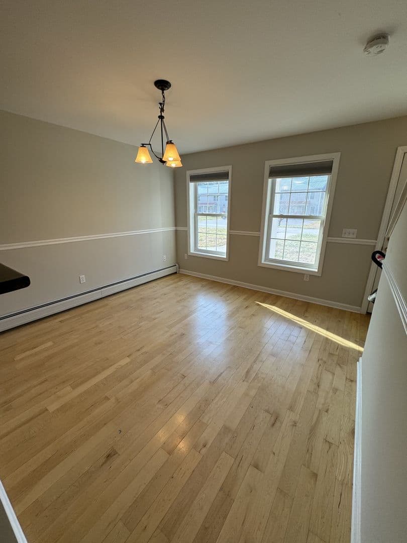 Fairfax Apartment: 76 Sumner Lane, Unit D