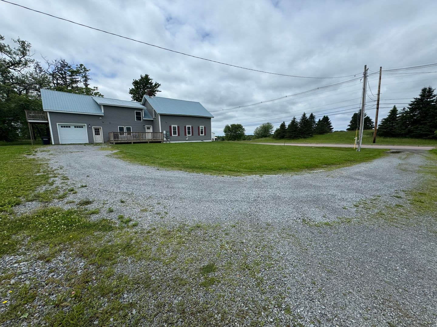Milton Apartment: 255 North Road, Unit 102