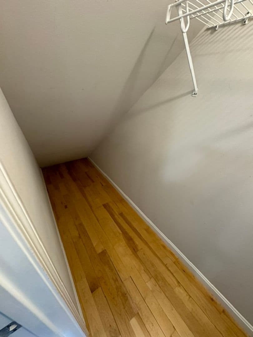 Fairfax Apartment: 76 Sumner Lane, Unit D