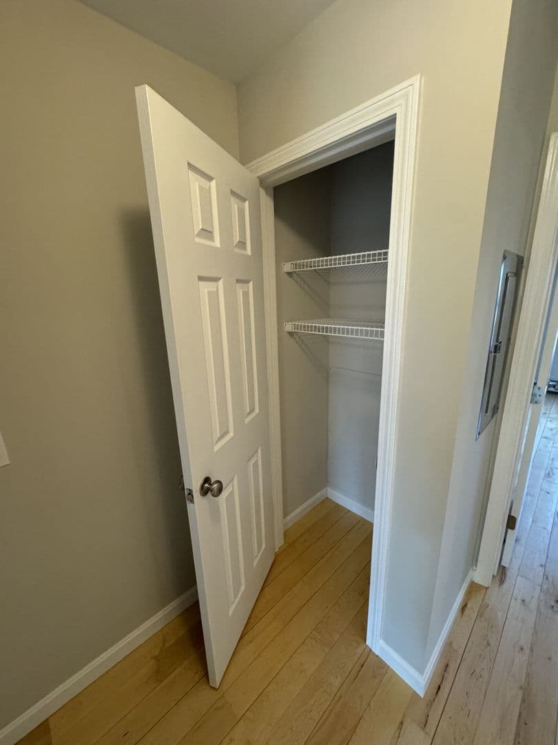 Fairfax Apartment: 76 Sumner Lane, Unit D