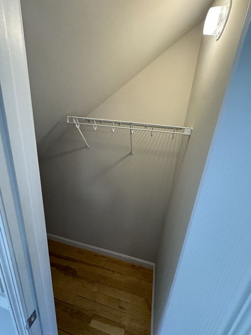 Fairfax Apartment: 76 Sumner Lane, Unit D