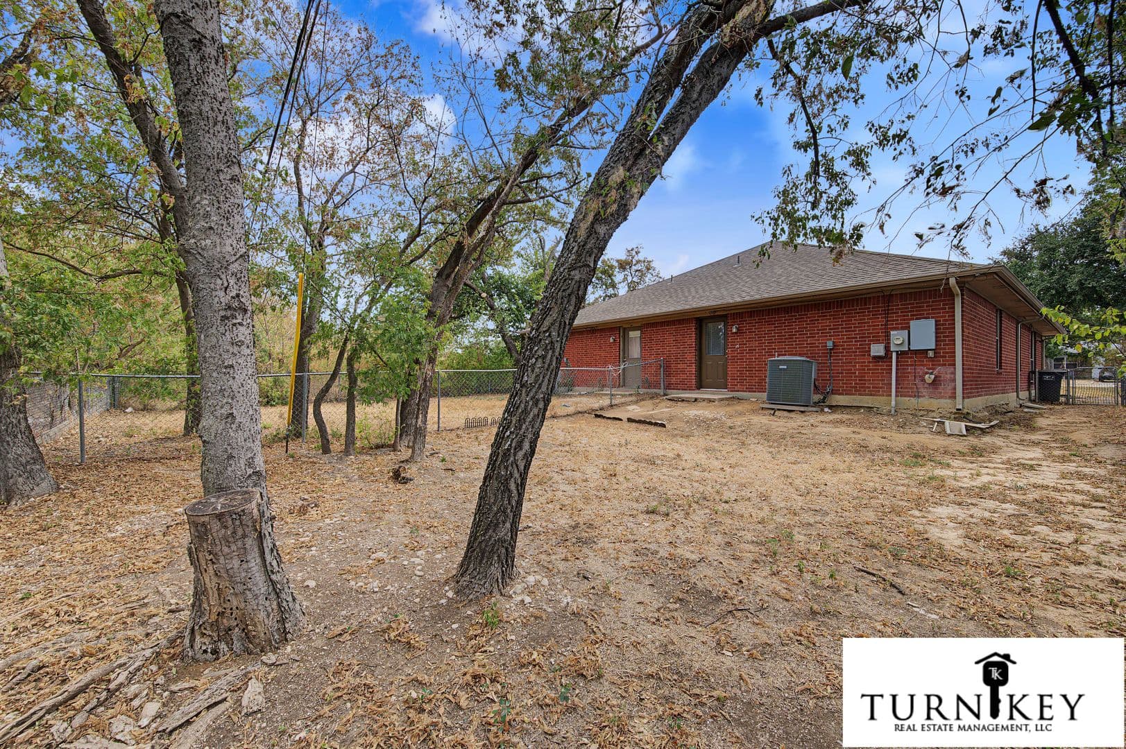 Fort Worth Apartment: 8020-8022 Tanner