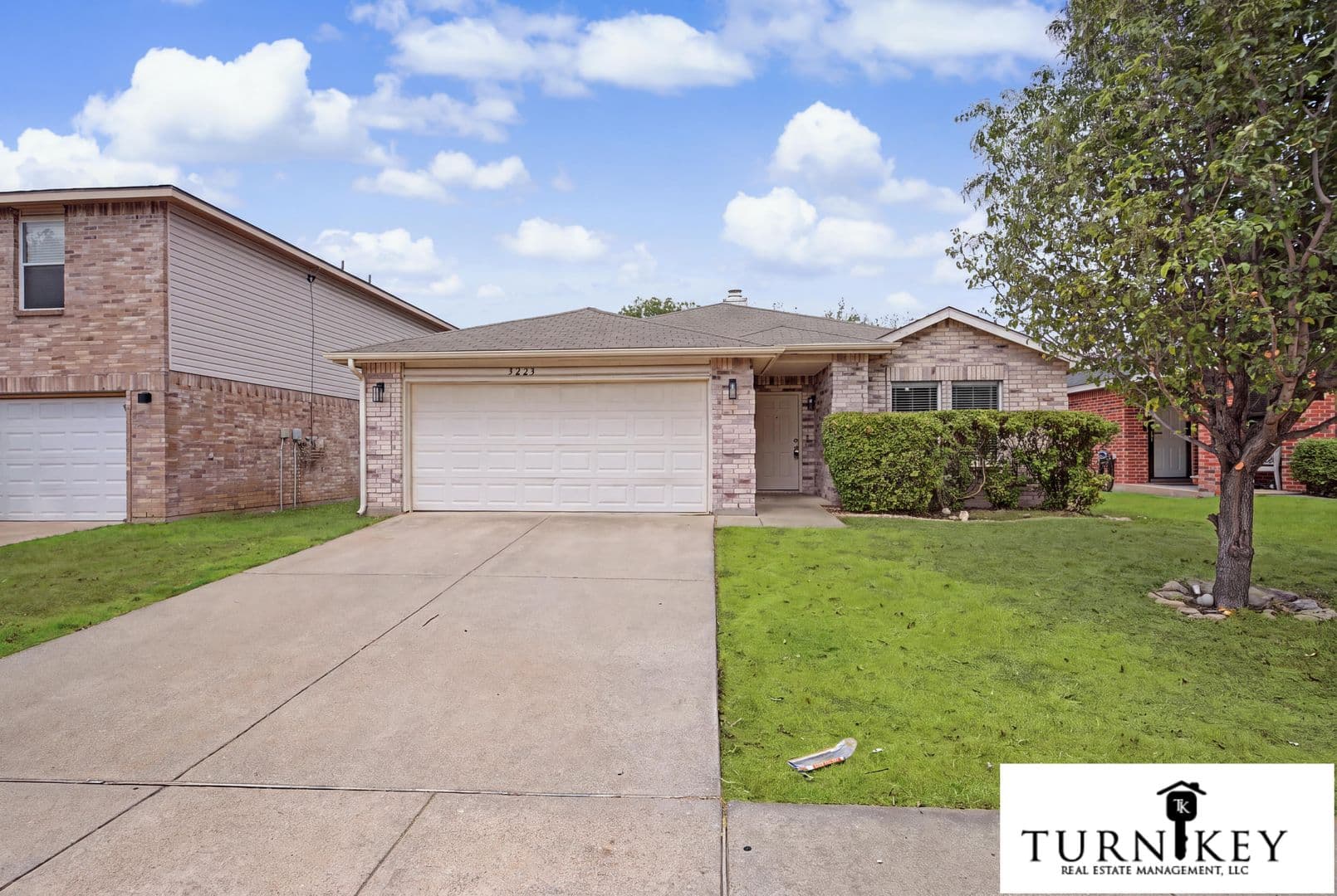 Fort Worth House: 5225 New Castle Lane
