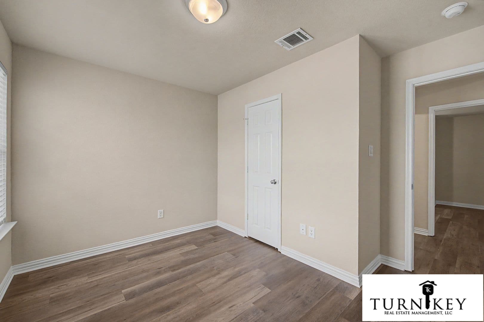 Fort Worth Apartment: 3124-3126 Cherry Ln