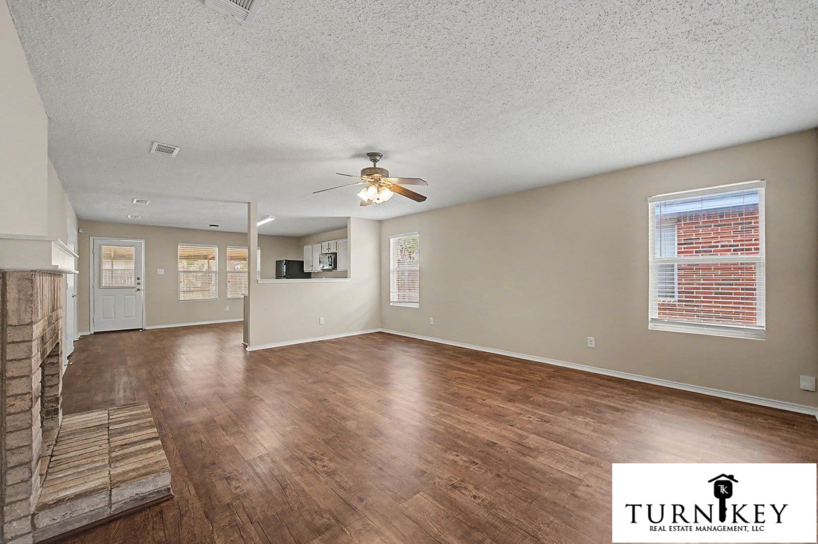 Fort Worth House: 5225 New Castle Lane