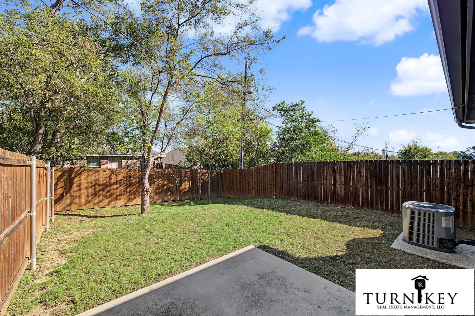 Fort Worth Apartment: 8120-8122 Tanner Ave