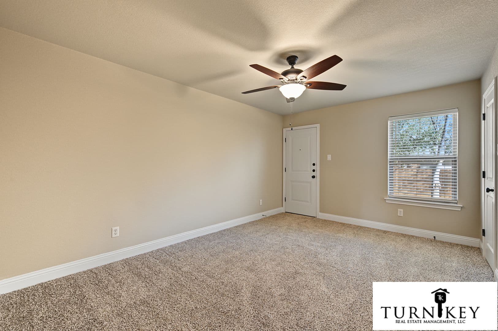 Fort Worth Apartment: 8120-8122 Tanner Ave
