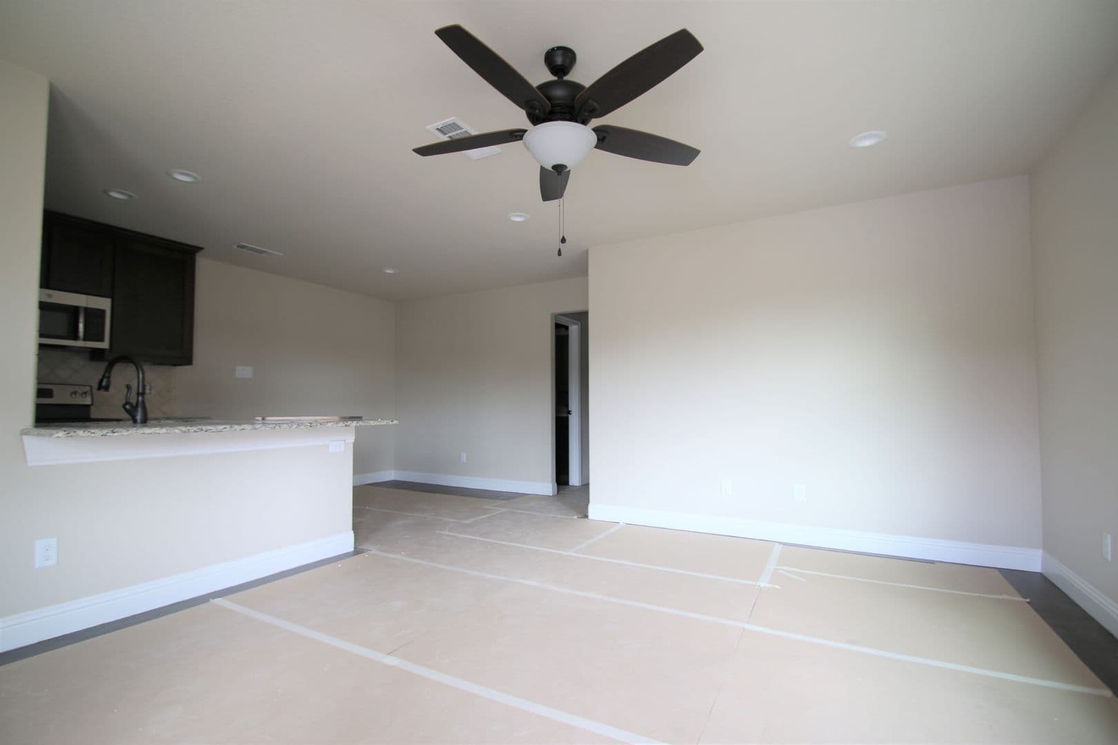 Fort Worth Apartment: 8120-8122 Tanner Ave