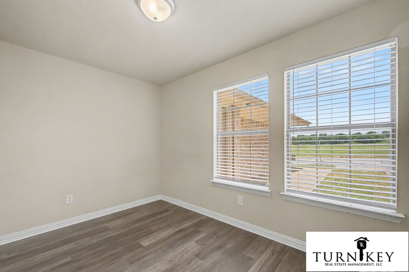 Fort Worth Apartment: 3124-3126 Cherry Ln
