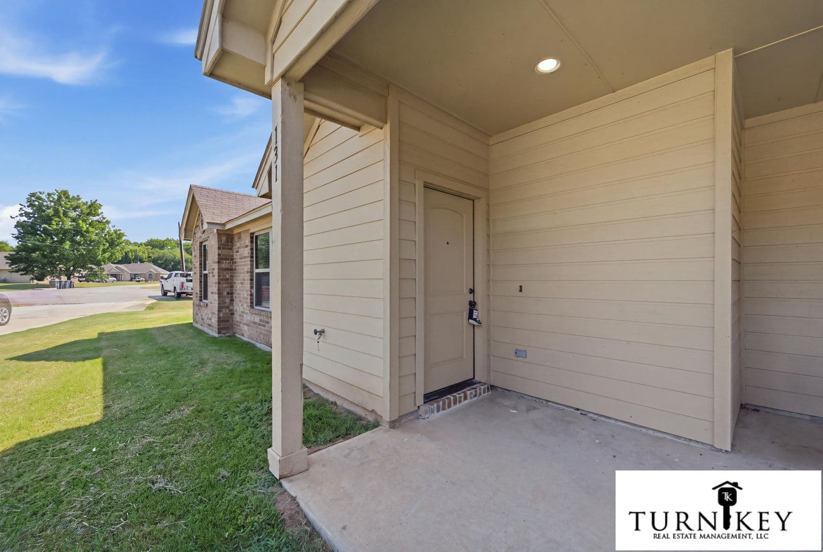 Weatherford Apartment: 131 Sunburst Court