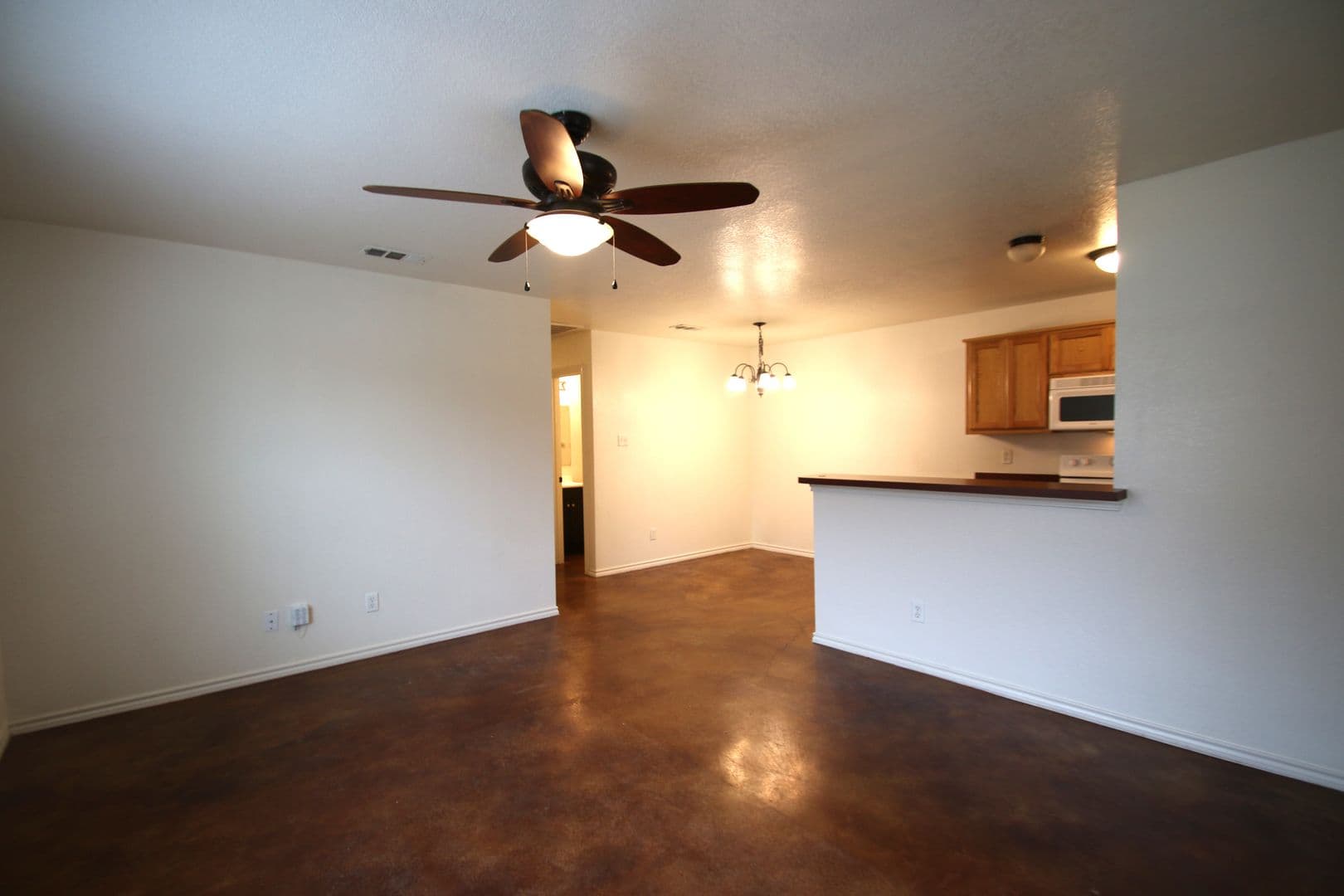 Fort Worth Apartment: 8024-8026 W Elizabeth Ln