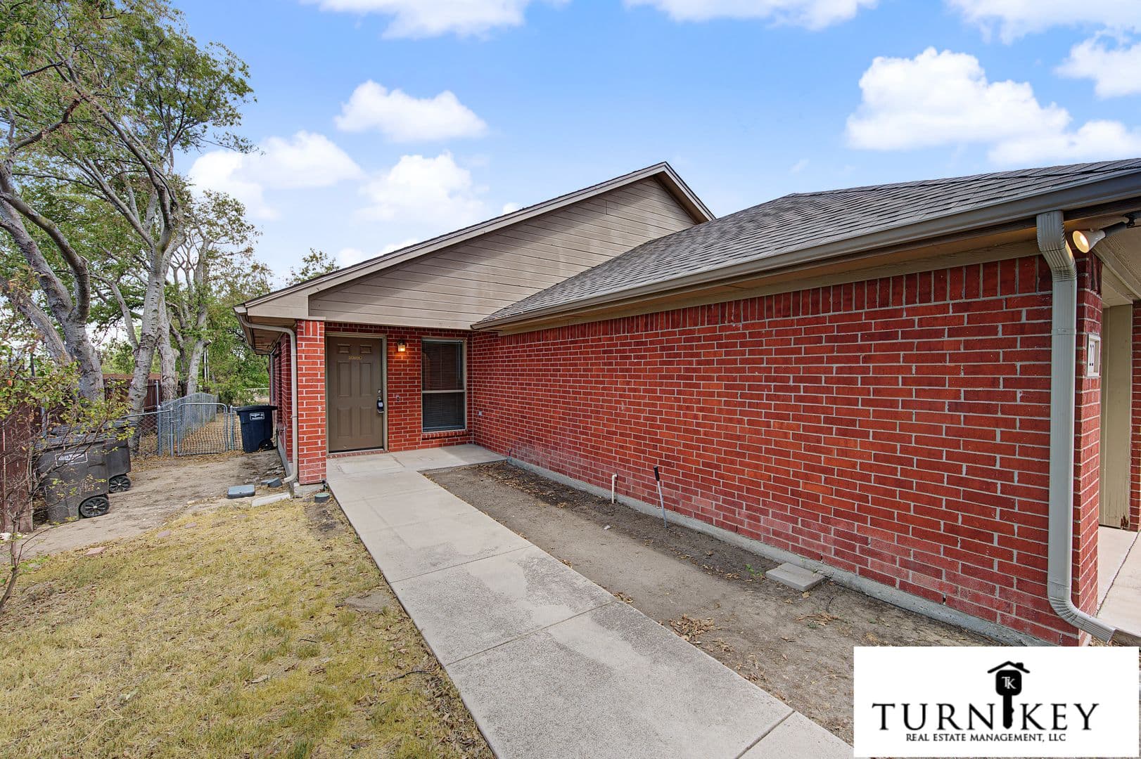 Fort Worth Apartment: 8020-8022 Tanner