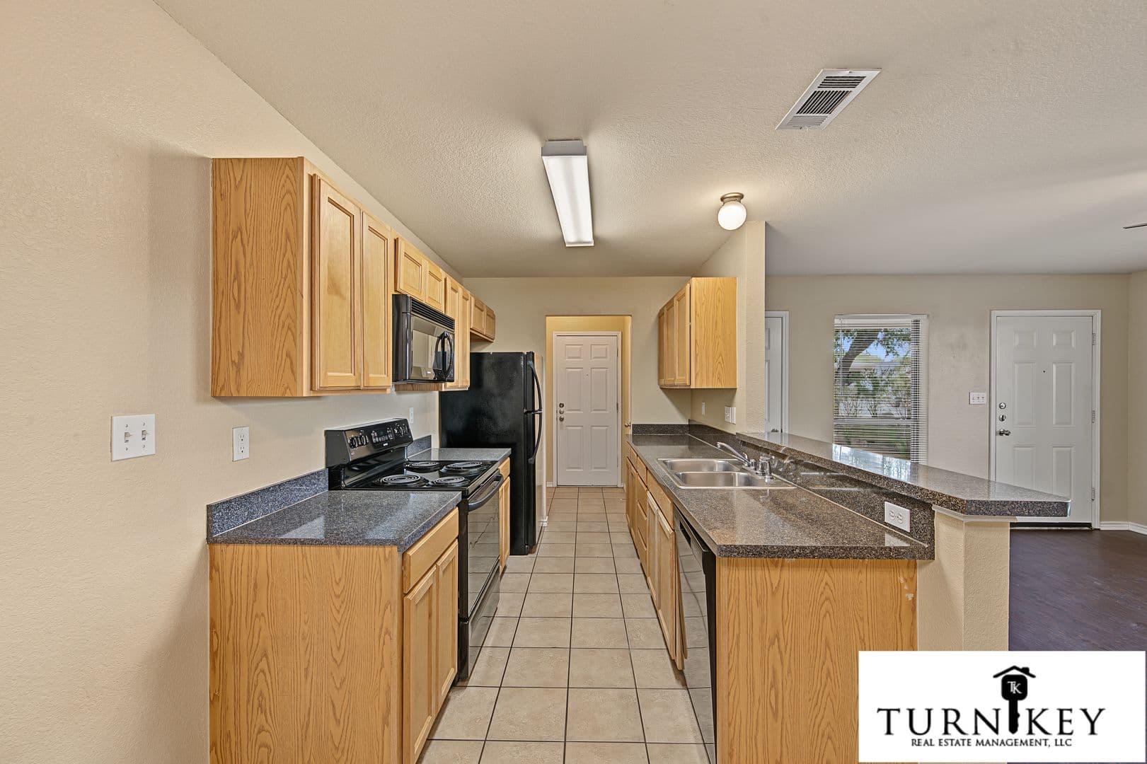 Fort Worth Apartment: 8020-8022 Tanner