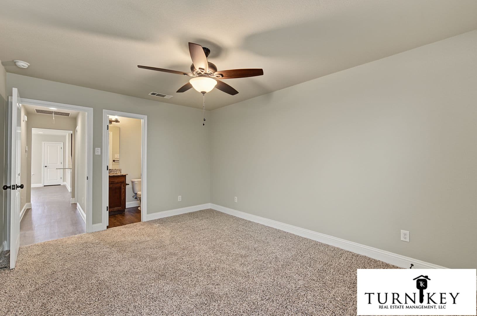 Fort Worth Apartment: 8120-8122 Tanner Ave