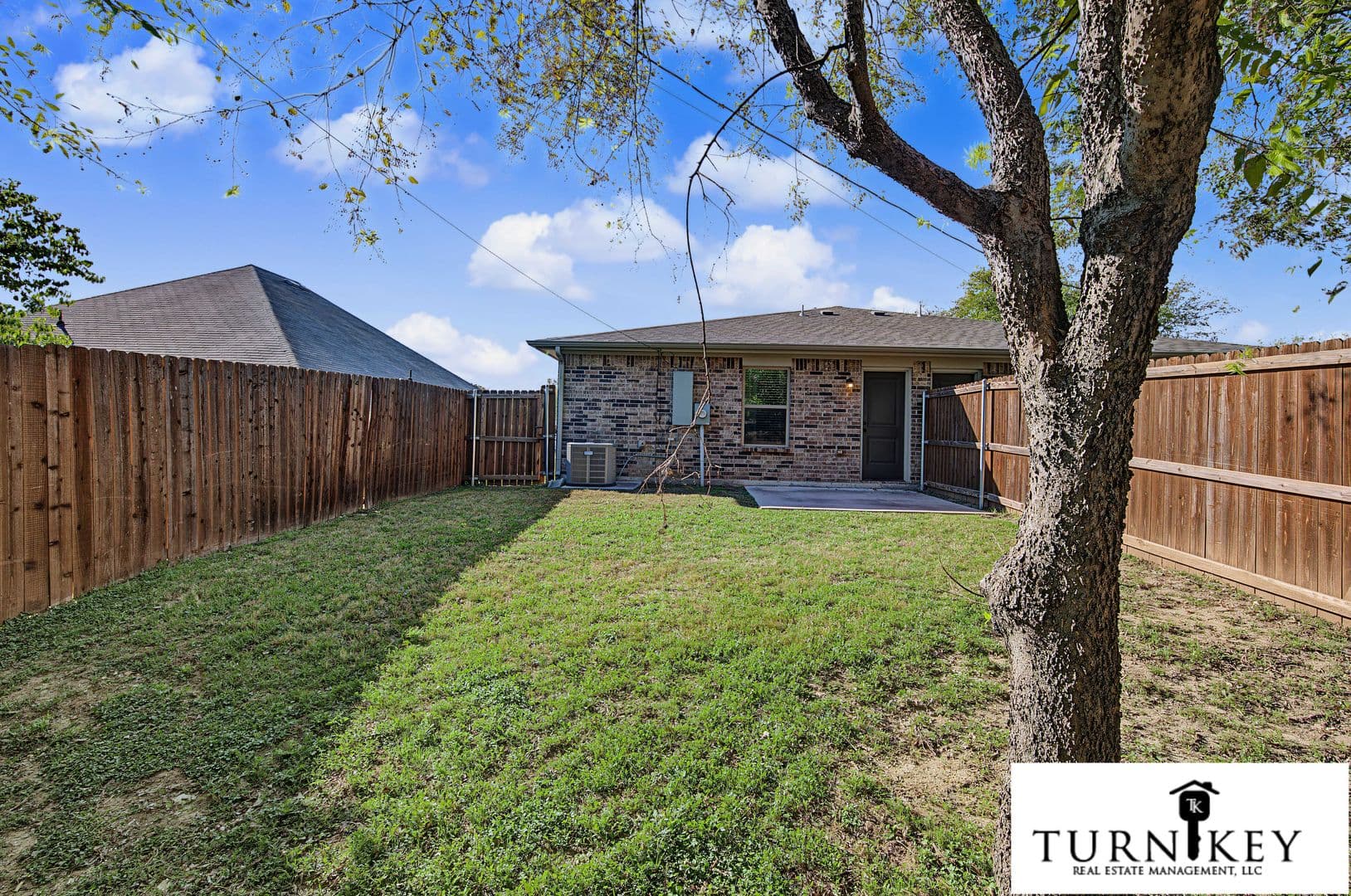 Fort Worth Apartment: 8120-8122 Tanner Ave