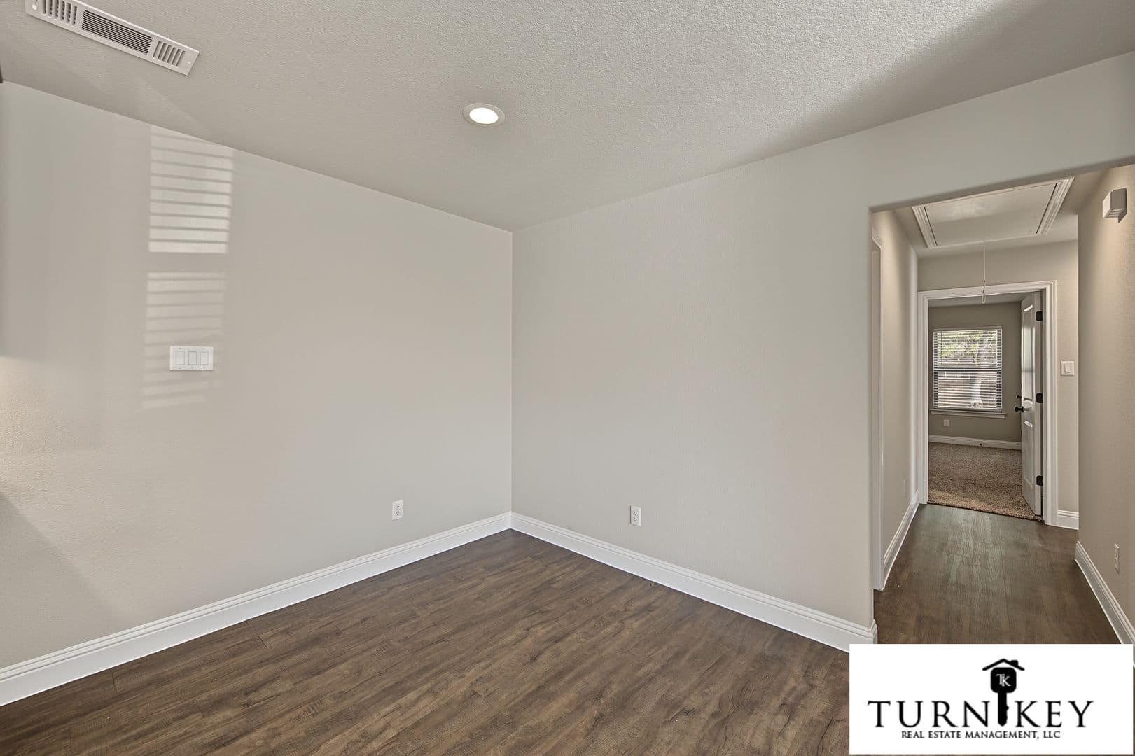 Fort Worth Apartment: 8120-8122 Tanner Ave