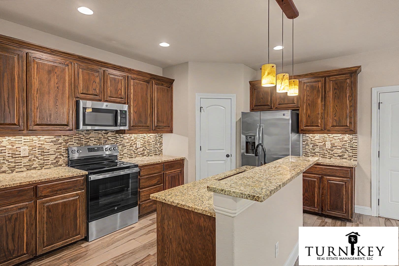 Benbrook Apartment: 7905 Butler Court