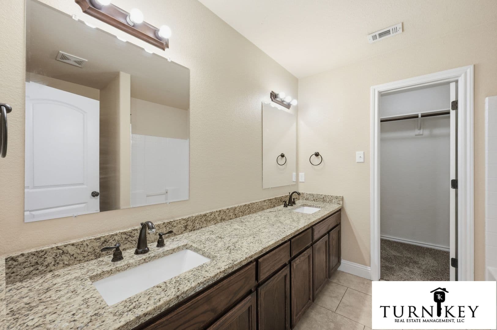 Weatherford Apartment: 131 Sunburst Court